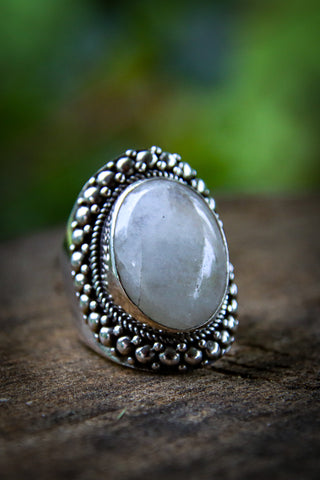 Sterling Silver Moonstone Ring (Size 7.5)
