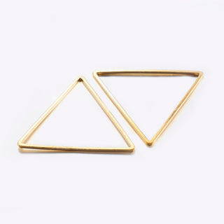 Triangle Brass Linking Rings, Color Plated, 17.5x20x0.8mm, Inner Diameter: 15.5x17.5mm (Packed 10 Closed Triangles)  *See Drop Down For Color Options