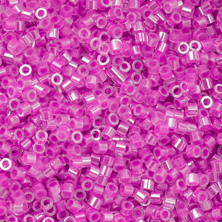 Cylin Bead.   11/0.    25g Bag.   Orchid AB Lined