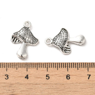 Mushroom Charm. Antique Silver, 20.4x13.7x3.5mm, Hole: 2mm.   Sold Individually.