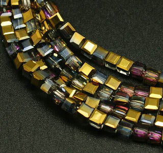 Electroplate Glass Beads Strands, Half Plated, Faceted Cube, Gainsboro, 4x4x4mm, Hole: 1mm, about 95~98pcs/strand, 16~16.57 inch
