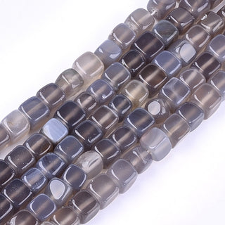 (Agate)  (5-6 mm cubes) 15" strand.  approx 50 beads.  *Grey