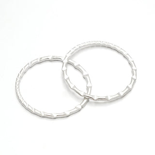 Ring Iron Linking Rings, Silver, 35x1mm.   Beautifully Divited.   (Packed 10).