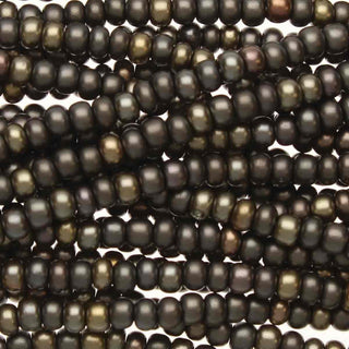 8/0 Czech Seed Beads (Grey Rainbow) 6 String/Hank  *Approx 39 gr