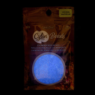 Cylin Bead.   11/0.    25g Bag.   Glow in Dark - Violet