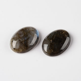 Cabochon *(Blue/ Grey Labradorite) Oval 50 x 40 x 10 mm approx. (AB Grade)
