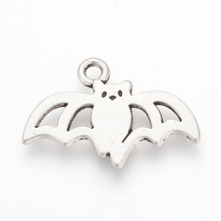 Charm "Bat"  (Great for Halloween)  approx 16 x 24mm.