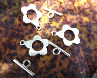 Toggle Flower Clasp(s)with Circle Center.   15x15mm   Packed 3 (or Bulk) - Mhai O' Mhai Beads
 - 1