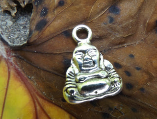 Buddha Charm (B01) - Mhai O' Mhai Beads
 - 2