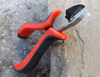 Ergo Side Cutter  Pliers (Red and Black Handles)  (CR017) - Mhai O' Mhai Beads
 - 3