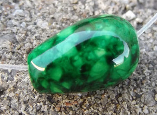 Glass Beads Drop  (13 x 8mm) Black and Green Swirl (GLA11002DRG) - Mhai O' Mhai Beads
 - 1