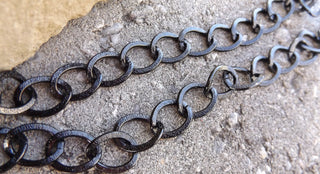 Aluminium Side Twisted Chains Curb Chains, (BLACK) - Mhai O' Mhai Beads
 - 1