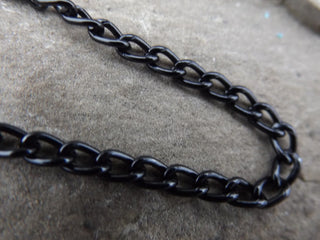 Aluminium Twisted Chains Curb Chains, Nickel Free, Oxidated in Black, Link: 4x5.2x1mm - Mhai O' Mhai Beads
 - 2