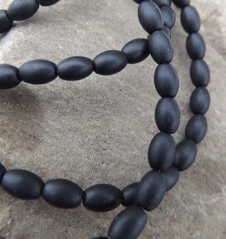 Glass Beads/ Frosted *Black (Barell Shape) 6x4mm - Mhai O' Mhai Beads
 - 2