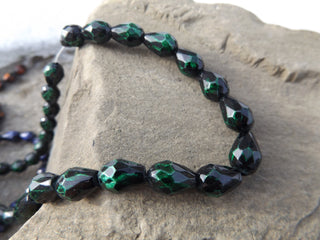 Glass Bead (Faceted Drop) 11x8mm, Hole: 1.5mm (green and black) - Mhai O' Mhai Beads
 - 2