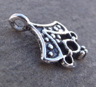 Hanger/ Bail/ Link. Antique Silver Color ,  13.5mm wide, 17.5mm long, hole: 2.5mm (Packed 5) - Mhai O' Mhai Beads
 - 1