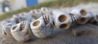Howlite Skulls (Cream Color)  (16 inch Strand. 18 x 16mm beads ) *approx 22 Beads - Mhai O' Mhai Beads
 - 2
