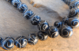 Shoushan Stone (Hand Etched) 8 mm size (approx 50 beads) - Mhai O' Mhai Beads
 - 2