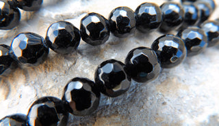 Black Stone (Faceted) 8mm - Mhai O' Mhai Beads
 - 2