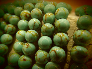 Howlite (Died to Resemble Turquoise- Green Tones) 8mm Rounds (approx 52 beads) - Mhai O' Mhai Beads
 - 1