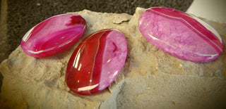 Cabochon *Agate (Bold Pink) Oval 30 x 40mm approx.