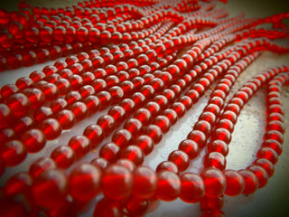 Glass Beads (Deeper Red Round 6mm) (approx 50 beads per 13" Strand)