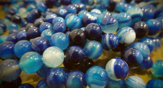 Agate (BLUES) 8mm Rounds *approx 53 beads on a 16" Strand