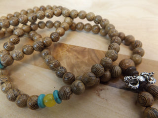 Wood (Dark Veins) *6 mm Rounds (approx 108 Beads).  (includes guru bead)