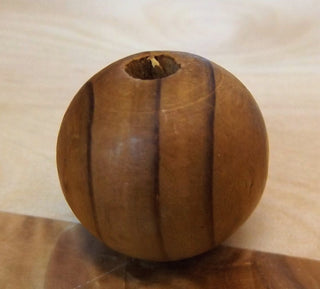 Wood (Large Round- Burlywood) 25 mm Rounds (6mm hole).  See Drop Down for Options.
