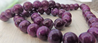 Jade (Bold Purple) 8mm Round (approx 49 Beads)
