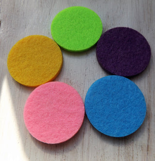Felt Pad for Difuser Lockets  *See Drop Down for Color Options  (30mm Diam/ 5mm thick)