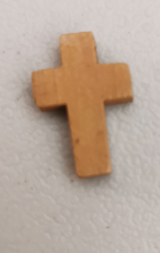 Wooden Cross (packed 25).  Approx 22x16mm size.  Top side hole drilled.