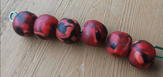 Recycled Glass Round Beads (Bodum) (Red with Black)