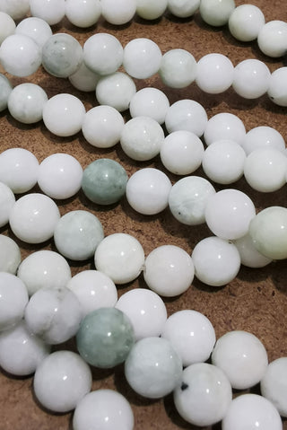 Jade (Creamy Hints of Green) 8mm Round (approx 49 Beads)