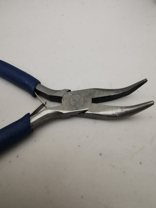 Curved  Nose Pliers (Blue Handles)  Carbon Steel 13x7.4x1.7cm