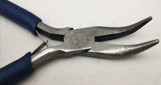 Curved  Nose Pliers (Blue Handles)  Carbon Steel 13x7.4x1.7cm