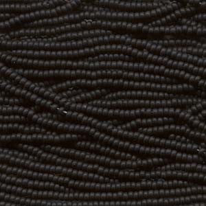 8/0 Czech Seed Beads (JET) 6 String/Hank  *Approx 39 gr