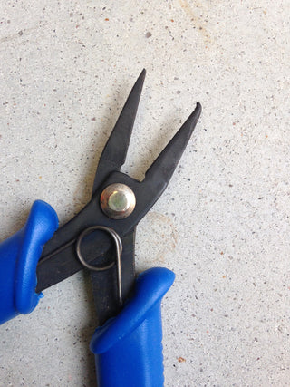 Pliers- Split Ring - Mhai O' Mhai Beads
 - 3